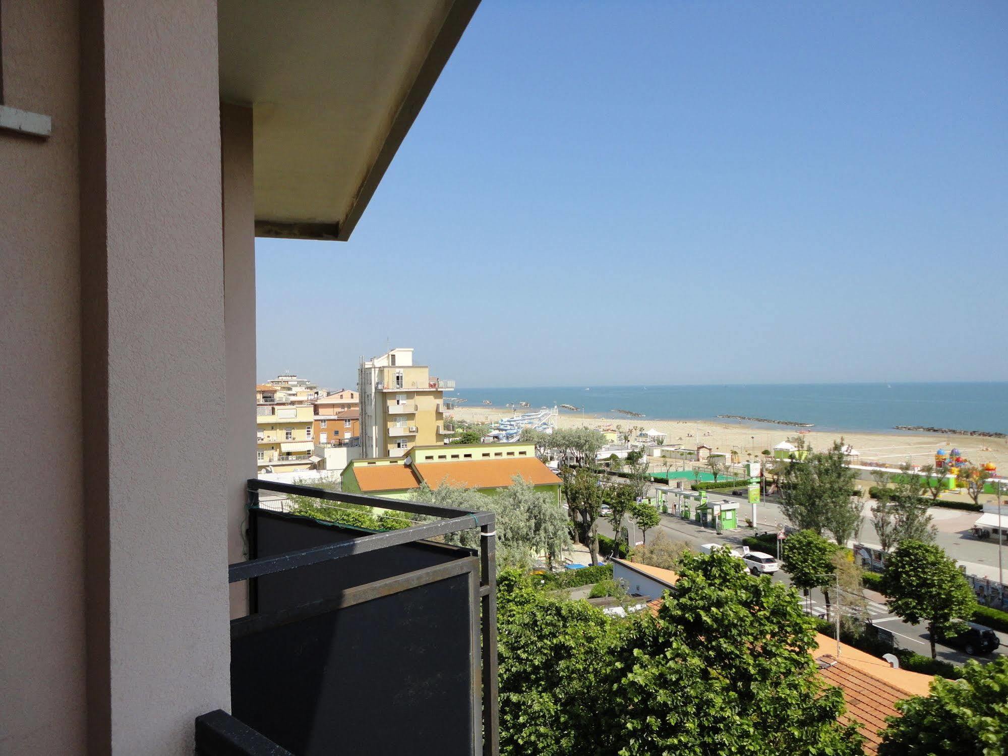 Hotel Euromar Rimini Zewnętrze zdjęcie